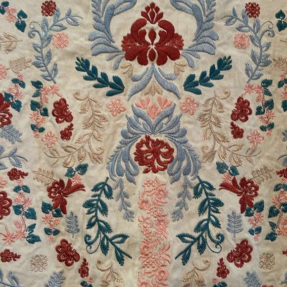 NWOT embroidery skirt from Unit by anthropology size small - Picture 3 of 5